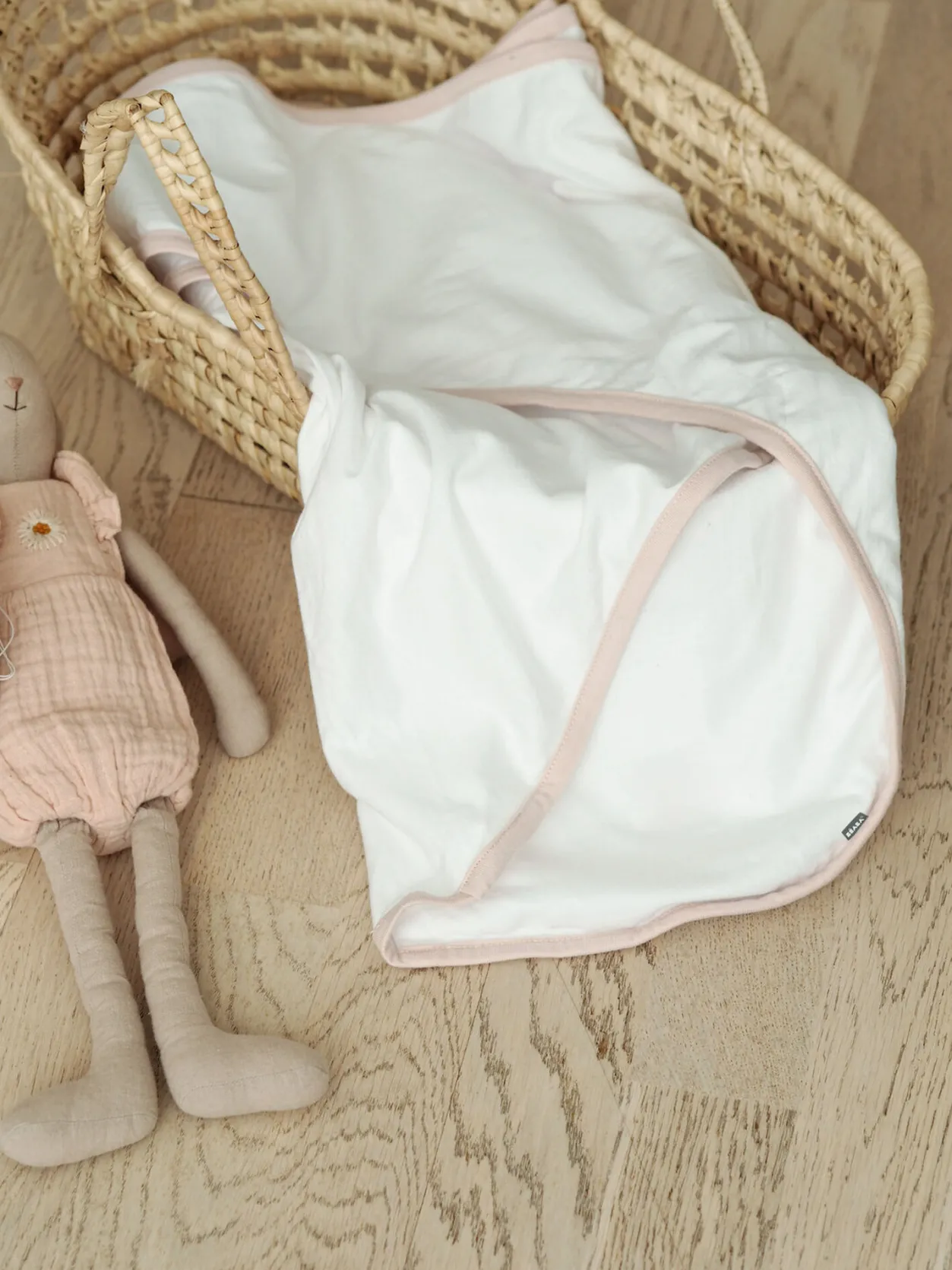 BÉABA Emmaillotage*Couverture Miracle™ White